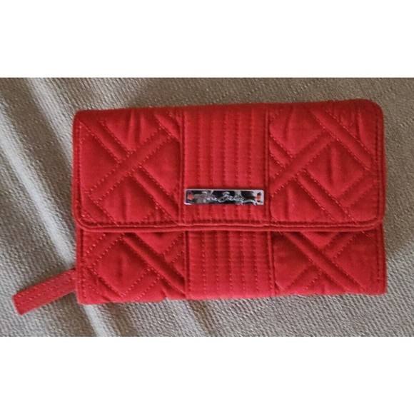 Vera Bradley Handbags - Vera Bradley Red Quilted Zip Around Wallet Credit Card/ Change Pocket. EUC